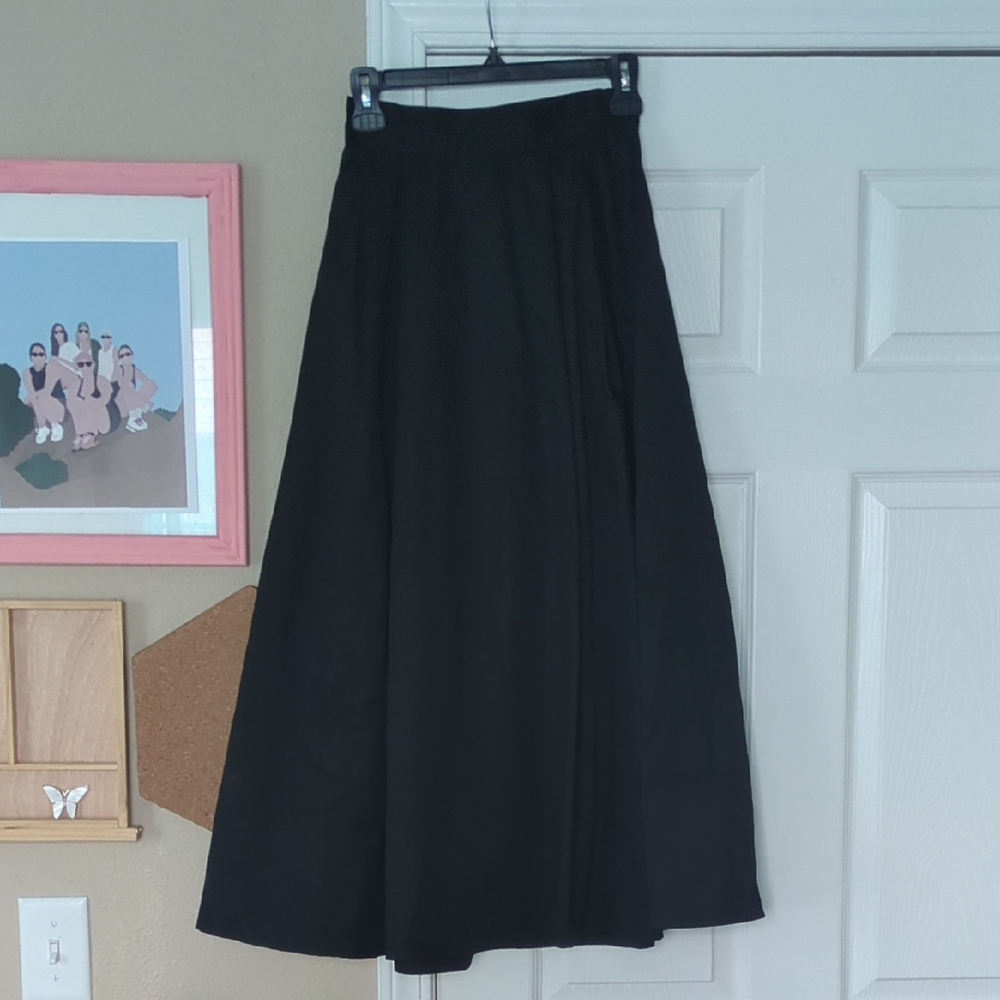 Elegant Black Women's Skirt